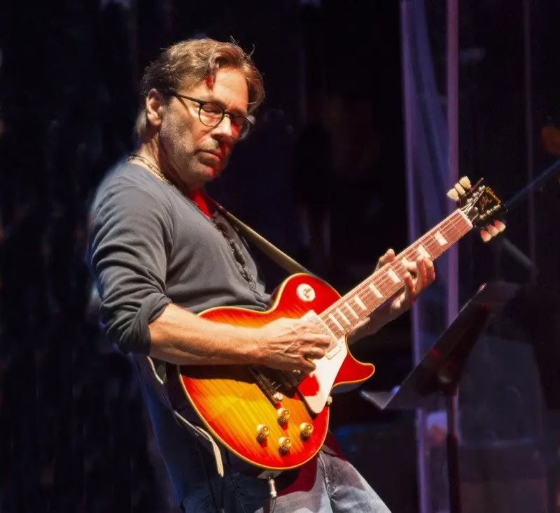 The remarkably capable and practiced Al DiMeola playing from his heart and soul on a LP guitar.