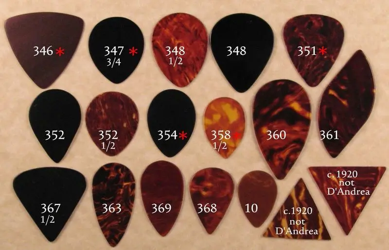 Some examples of the D'Andrea assigned die pick sizes and shapes, note the classic 351 on the top right and the now no longer made 361.